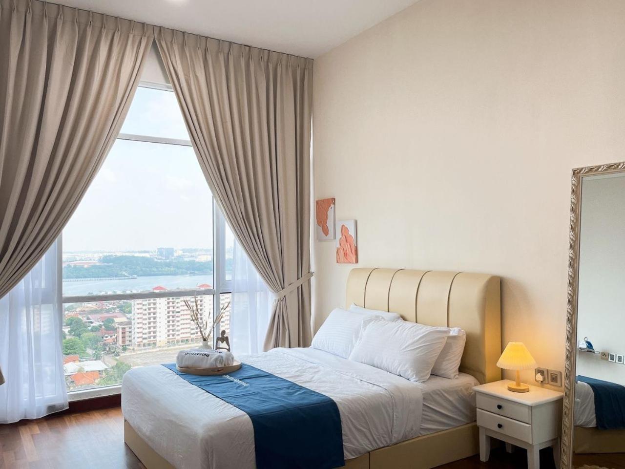 Paragon Suite Homestay By Antlerzone Johor Bahru Exterior foto